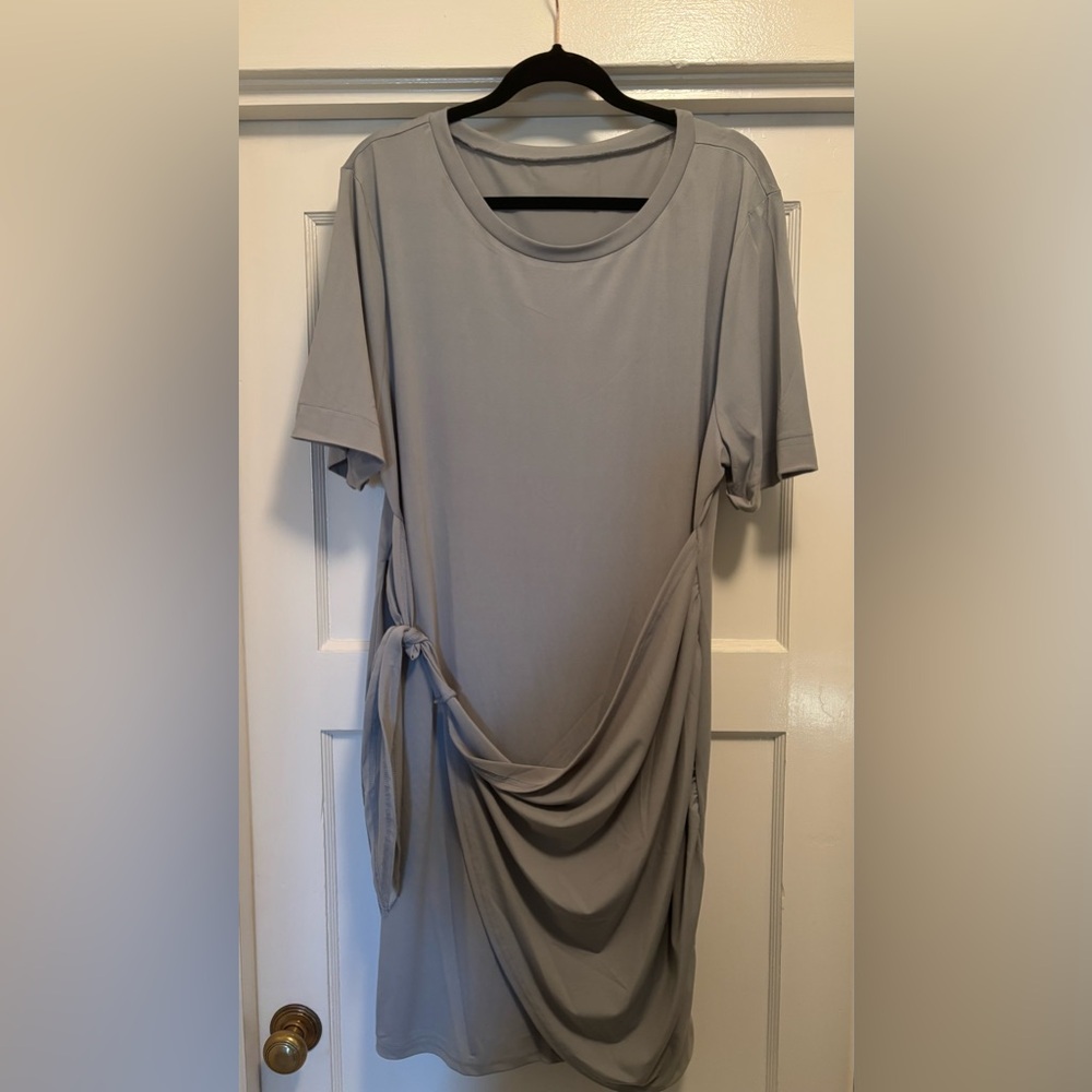 Gray Asymmetrical Ruched Sheath Dress with Short Sleeves
